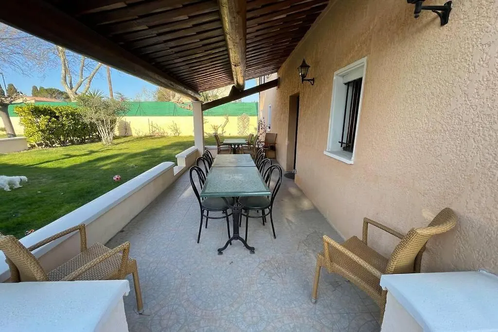 Villa Rez-De-Chaussée privatif - Alpilles - Piscine à Saint-Étienne-du-Grès 0*,
